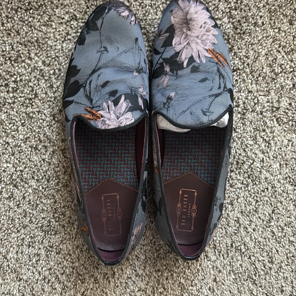SOLD OUT Men's Vihan Floral Jacquard Smoking Slippers - Picture 5 of 13